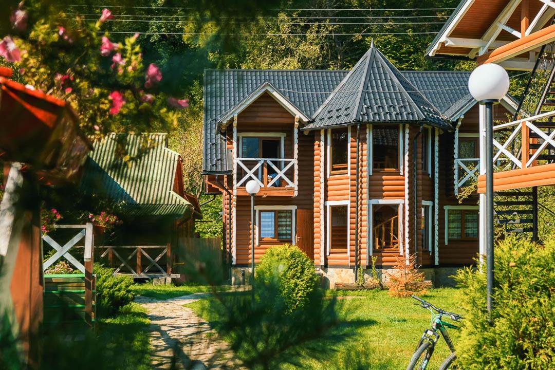 Hotel Gorycvit Verkhniy Yasenov Exteriér fotografie